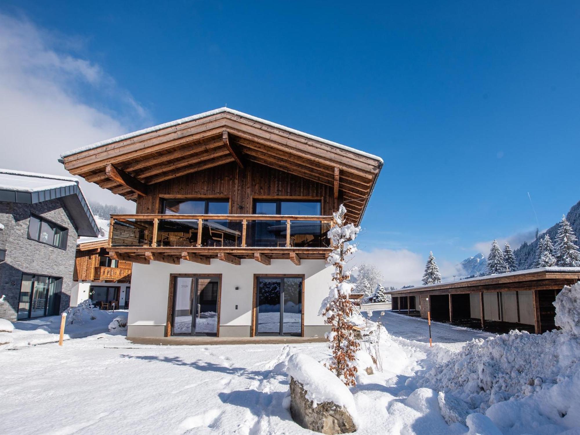The Village Chalet Stone House Wald im Pinzgau Luaran gambar