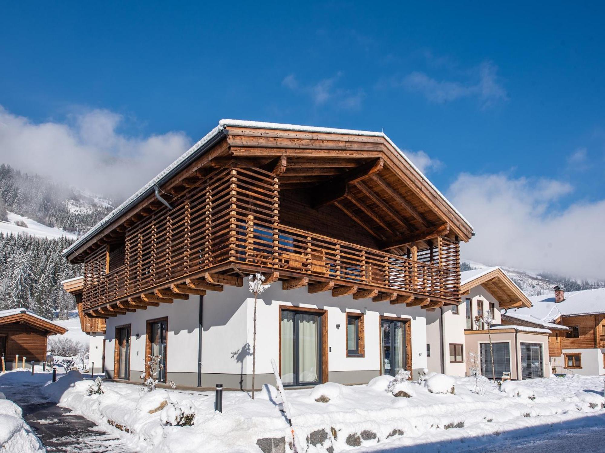 The Village Chalet Stone House Wald im Pinzgau Luaran gambar