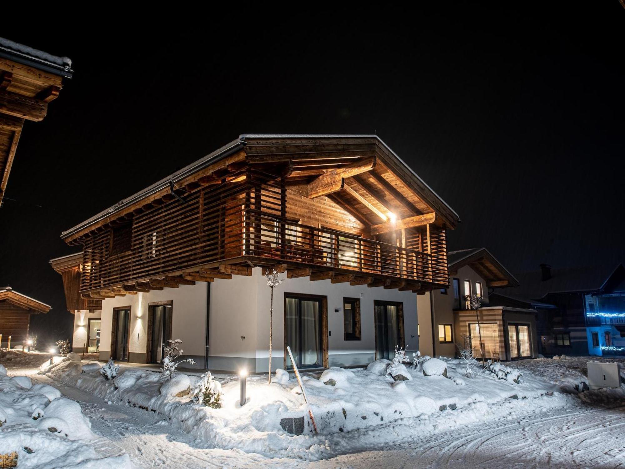 The Village Chalet Stone House Wald im Pinzgau Luaran gambar