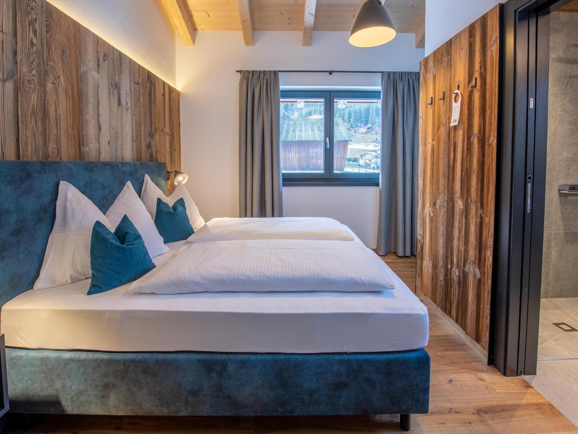 The Village Chalet Stone House Wald im Pinzgau Luaran gambar